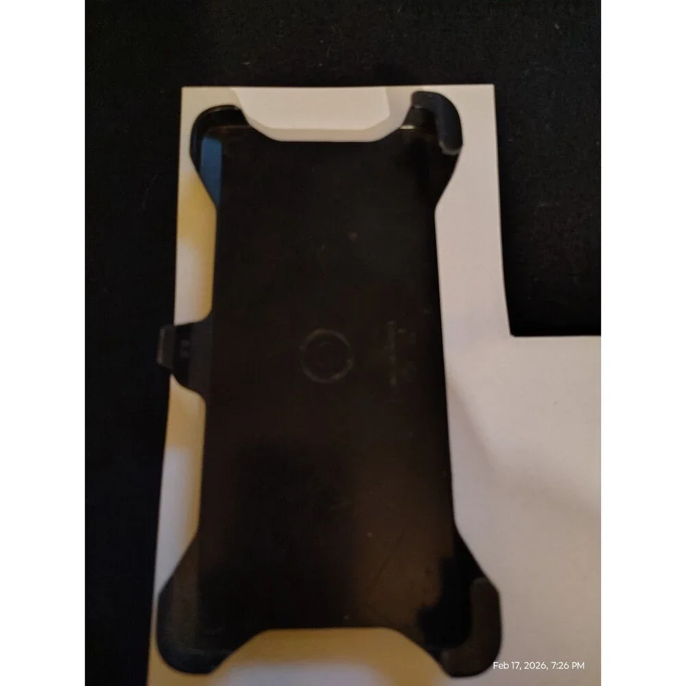 OtterBox Heavy Duty Phone Case w/ Belt Clip – Black – Model Unknown